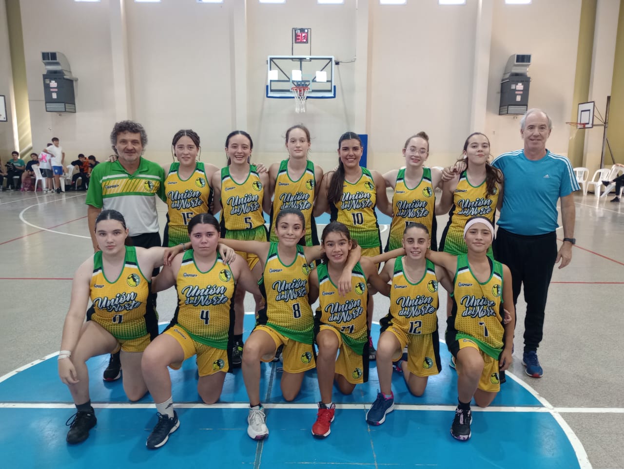 Arrancó el femenino