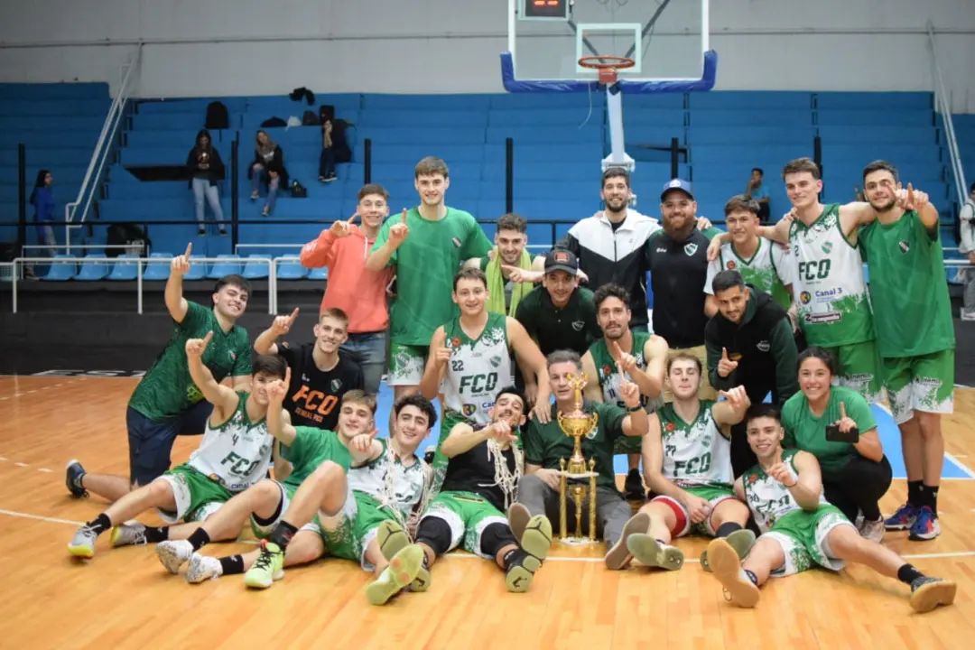 Ferro se puso la corona