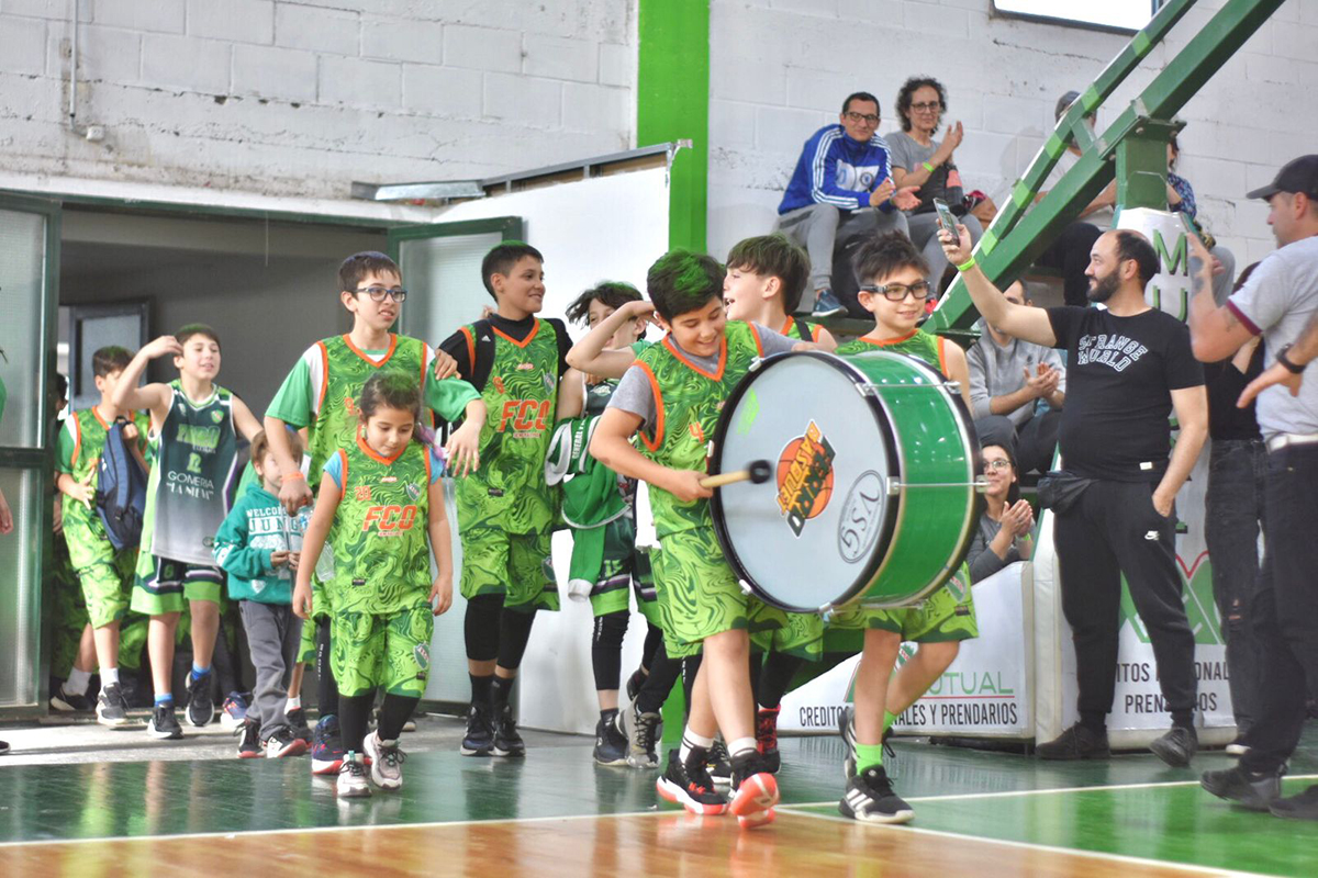 Otra fiesta con “El Colosito”